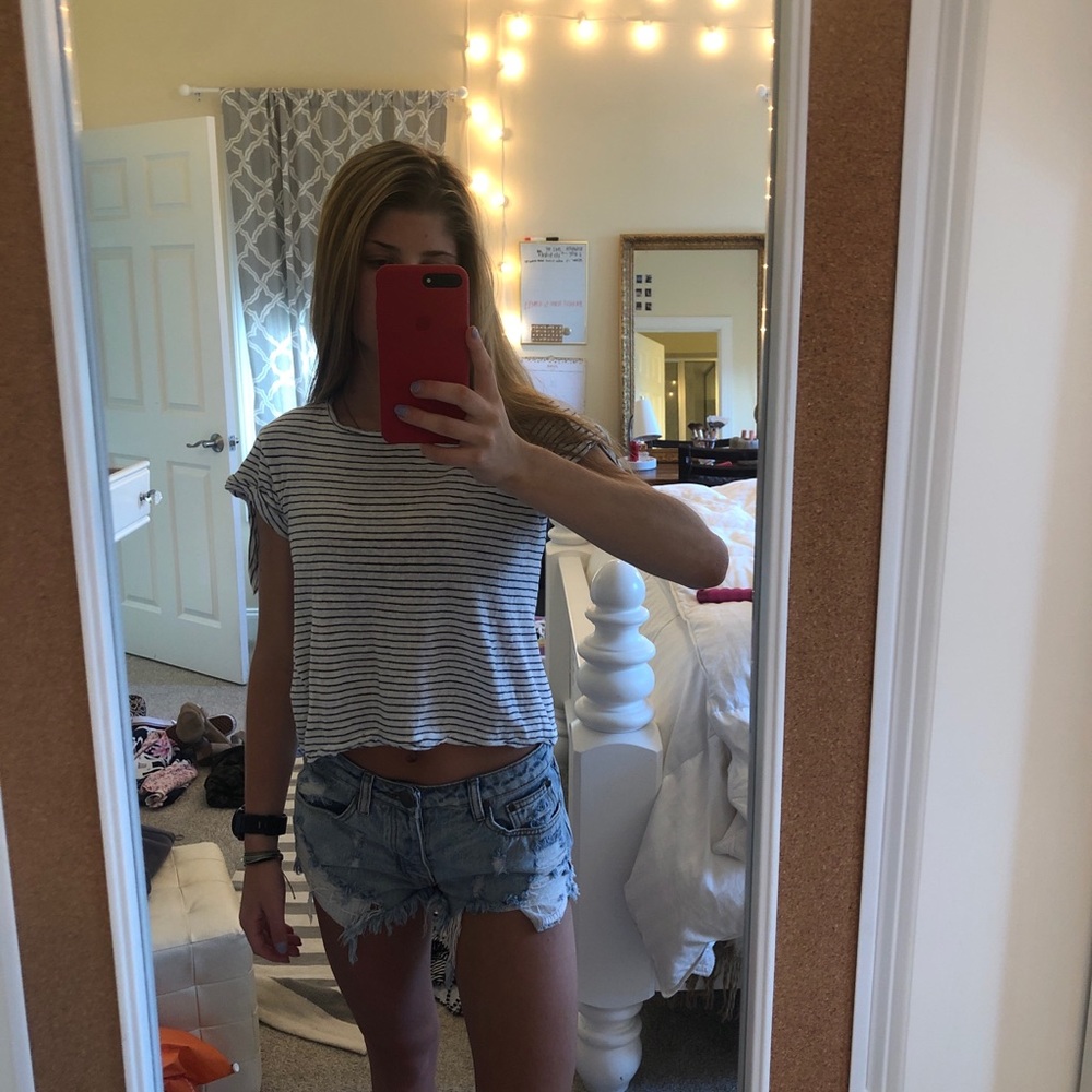 Cute crop top